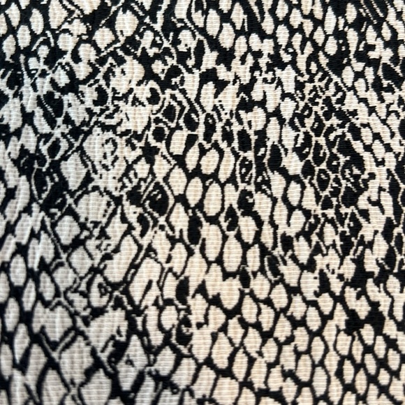 Hunter Bell Sleeveless Snake Print Dress size large NWT - Picture 9 of 11